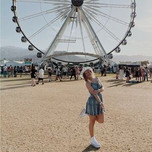 Meet your Posher, Emily